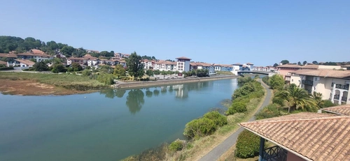 Image d'un appartement 3 pièces 77 m² à 710200€ à ciboure (64500)