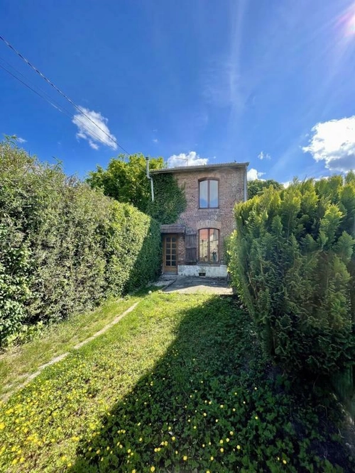 Image d'un maison 2 pièces 68 m² à 65000€ à saint-morel (08400)