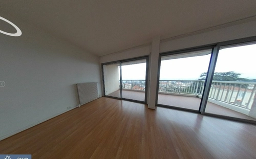 Image d'un appartement 4 pièces 113 m² à 1390€ à sainte-foy-lès-lyon (69110)
