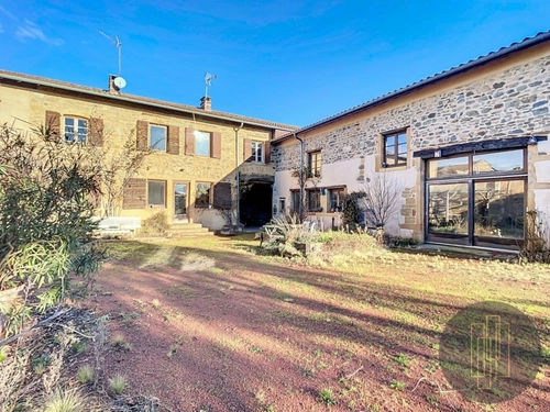 Image d'un maison 9 pièces 265 m² à 630000€ à légny (69620)