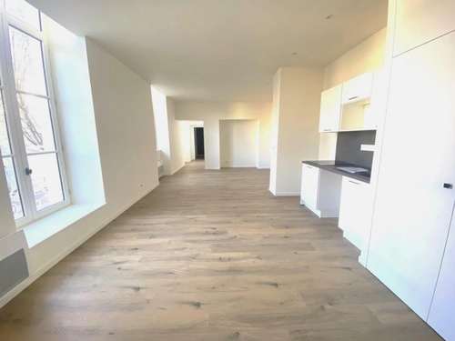 Image d'un appartement 3 pièces 71 m² à 731€ à laval (38190)