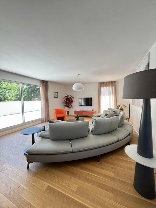 Image d'un appartement 5 pièces 128 m² à 750000€ à collonges-au-mont-d'or (69660)