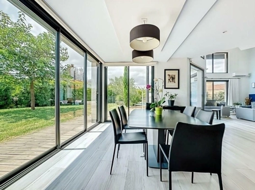 Image d'un maison 8 pièces 267 m² à 898000€ à saint-germain-nuelles (69210)