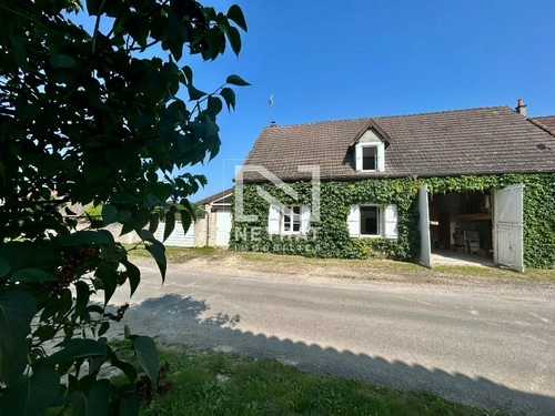 Image d'un maison 8 pièces 172 m² à 330000€ à saint-cyr (87310)