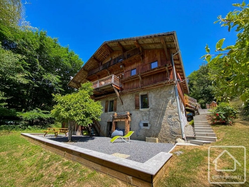 Image d'un maison 9 pièces 405 m² à 1645000€ à samoëns (74340)