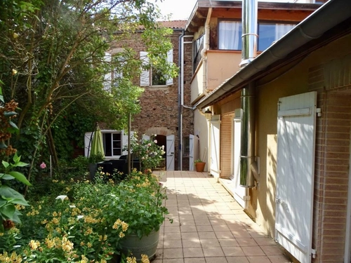 Image d'un maison 9 pièces 301 m² à 720000€ à l'isle-jourdain (86150)