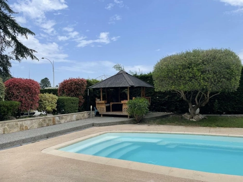 Image d'un maison 6 pièces 177 m² à 679000€ à genas (69740)