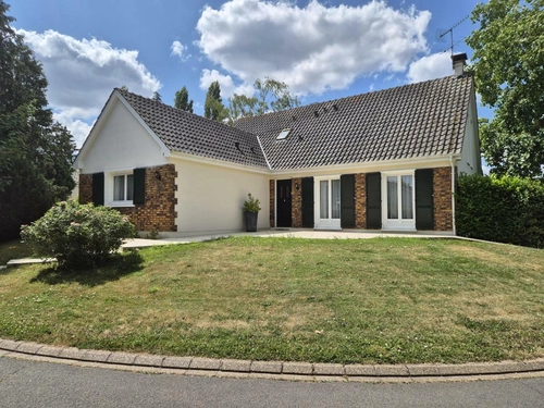 Image d'un maison 8 pièces 215 m² à 520000€ à mennecy (91540)