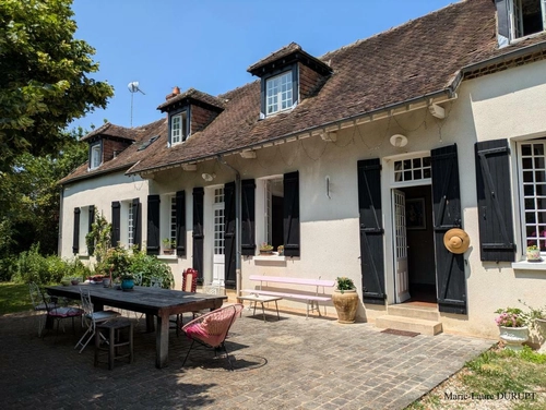 Image d'un maison 8 pièces 185 m² à 330000€ à sens (89100)
