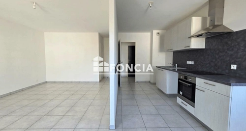 Image d'un appartement 3 pièces 75 m² à 300000€ à la roche-sur-foron (74800)
