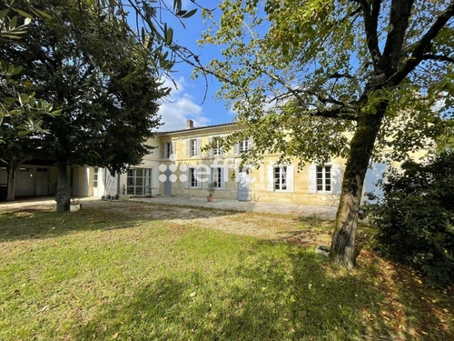 Image d'un maison 9 pièces 352 m² à 449500€ à saint-denis-de-pile (33910)