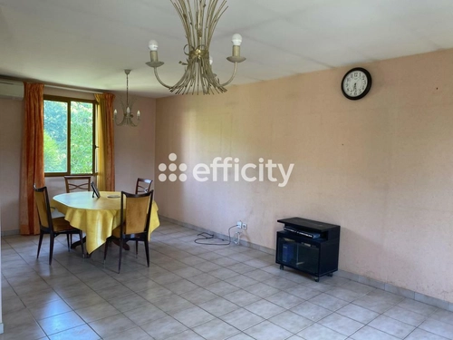 Image d'un maison 7 pièces 176 m² à 277000€ à crépy-en-valois (60800)