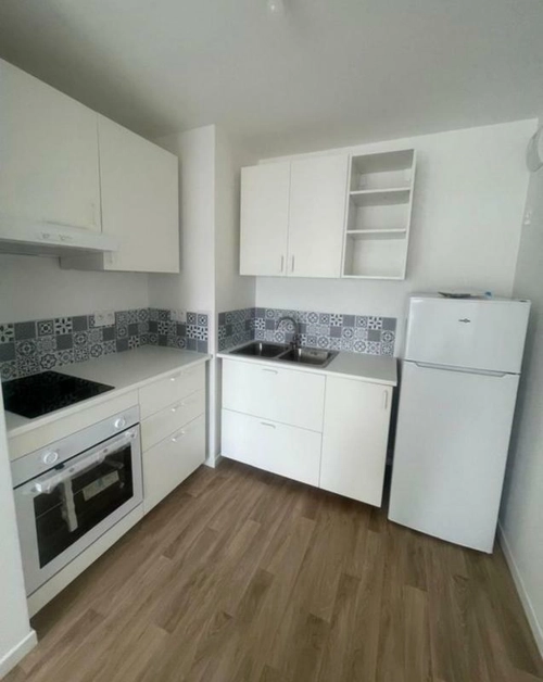 Image d'un appartement 2 pièces 42 m² à 892€ à evry (91000)