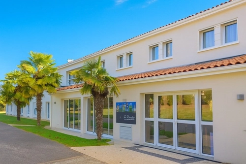 Image d'un appartement 1 pièce 19 m² à 85000€ à thénac (24240)