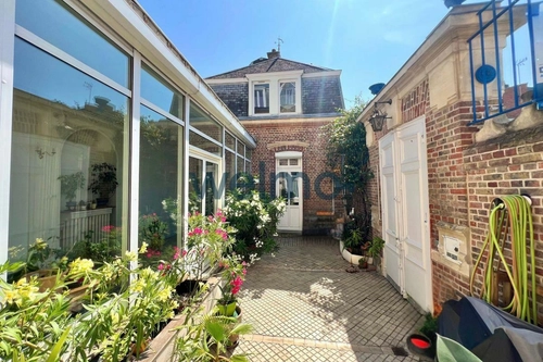 Image d'un maison 9 pièces 265 m² à 650000€ à amiens (80080)