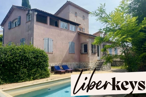 Image d'un maison 7 pièces 304 m² à 820000€ à villeneuve-loubet (06270)