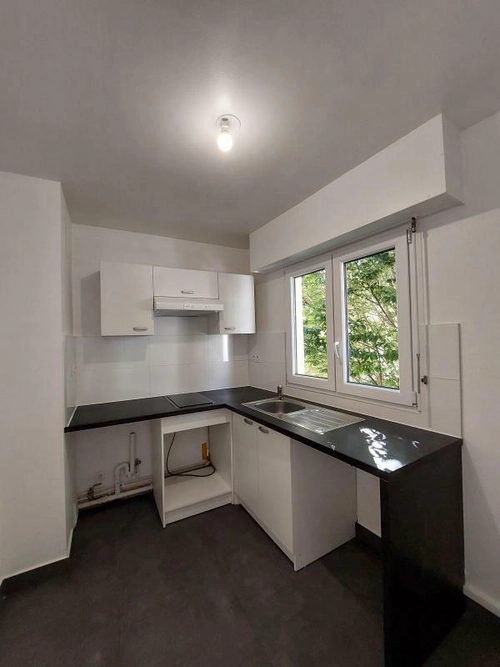 Image d'un appartement 1 pièce 34 m² à 843€ à viroflay (78220)