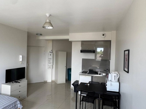 Image d'un studio 21 m² à 950€ à montfermeil (93370)