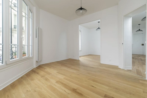 Image d'un appartement 4 pièces 60 m² à 1825€ à courbevoie (92400)