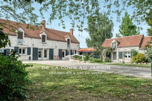 Image d'un maison 6 pièces 200 m² à 650000€ à saint-hilaire-saint-mesmin (45160)