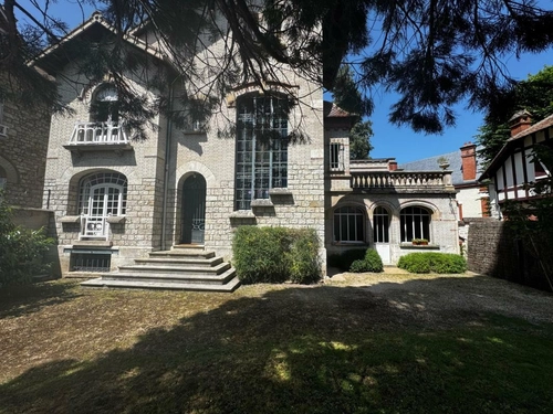 Image d'un maison 11 pièces 300 m² à 1430000€ à fontainebleau (77300)