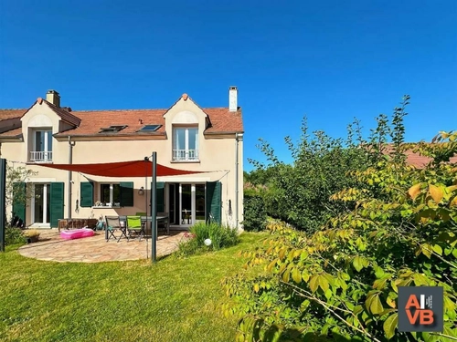 Image d'un maison 6 pièces 139 m² à 612000€ à bussy-saint-georges (77600)