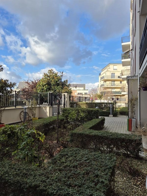 Image d'un appartement 3 pièces 69 m² à 215000€ à corbeil-essonnes (91100)