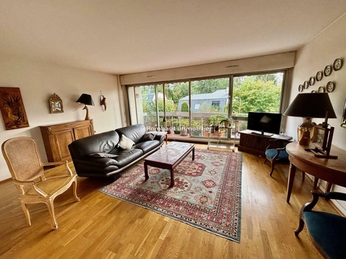 Image d'un appartement 5 pièces 85 m² à 375000€ à la celle-saint-cloud (78170)