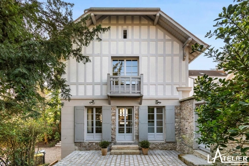 Image d'un maison 8 pièces 180 m² à 3700€ à l'étang-la-ville (78620)
