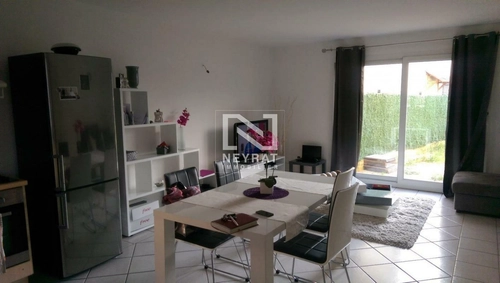 Image d'un appartement 3 pièces 63 m² à 925€ à fayence (83440)