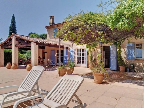 Image d'un maison 8 pièces 250 m² à 1480000€ à seillans (83440)