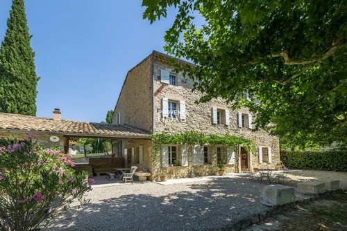 Image d'un maison 10 pièces 255 m² à 1750000€ à roussillon (84220)