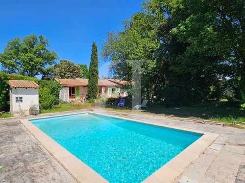 Image d'un maison 6 pièces 115 m² à 349000€ à sainte-cécile-les-vignes (84290)
