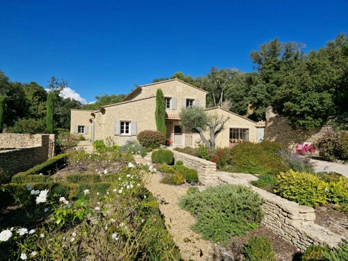 Image d'un maison 8 pièces 260 m² à 2360000€ à gordes (84220)