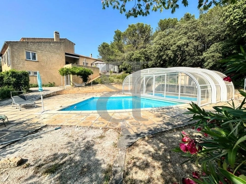 Image d'un maison 7 pièces 200 m² à 649000€ à châteauneuf-de-gadagne (84470)
