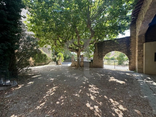Image d'un maison 6 pièces 200 m² à 440000€ à l'isle-sur-la-sorgue (84800)