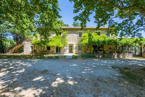 Image d'un maison 10 pièces 298 m² à 1295000€ à l'isle-sur-la-sorgue (84800)