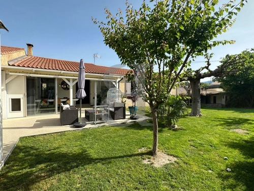 Image d'un maison 5 pièces 124 m² à 400000€ à l'isle-sur-la-sorgue (84800)