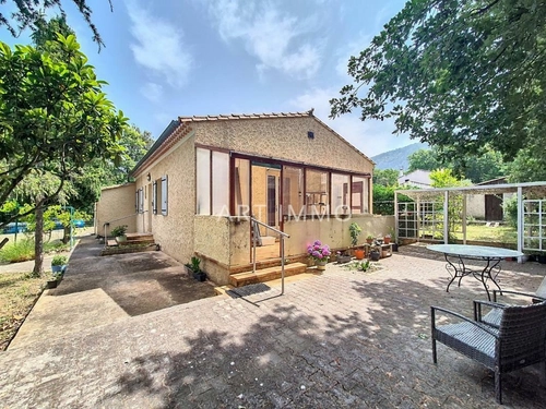 Image d'un maison 5 pièces 81 m² à 345000€ à robion (84440)