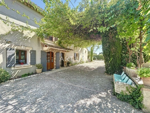 Image d'un maison 10 pièces 250 m² à 895000€ à cavaillon (84300)