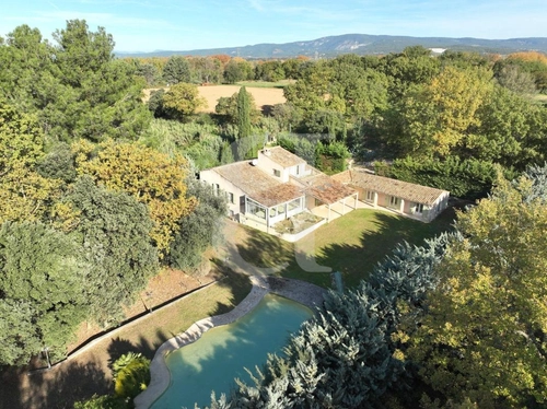 Image d'un maison 10 pièces 304 m² à 600000€ à l'isle-sur-la-sorgue (84800)