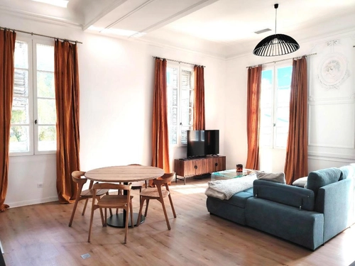 Image d'un appartement meublé 2 pièces 75 m² à 1000€ à avignon (84000)