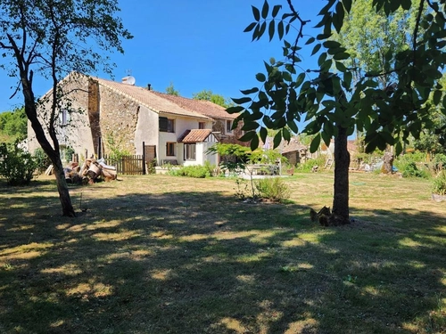 Image d'un maison 6 pièces 102 m² à 165000€ à bussière-poitevine (87320)