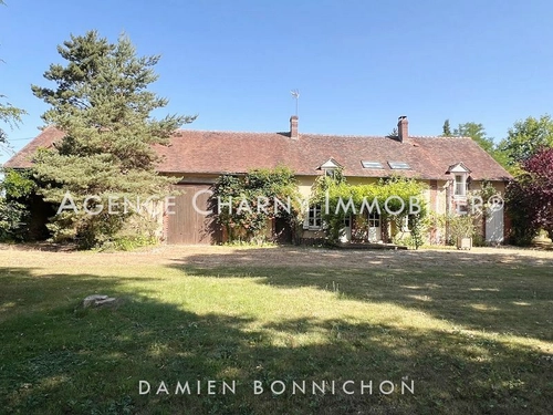 Image d'un maison 9 pièces 174 m² à 210000€ à château-renard (45220)