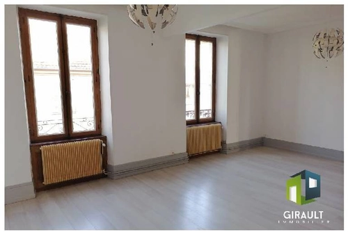 Image d'un appartement 3 pièces 95 m² à 770€ à belfort (90000)