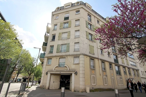 Image d'un appartement 4 pièces 76 m² à 1800€ à colombes (92700)