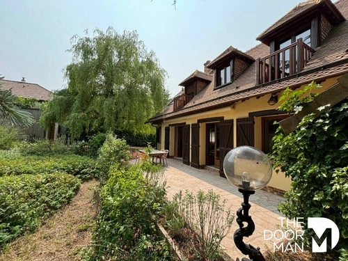 Image d'un maison 5 pièces 168 m² à 405000€ à mittainville (78125)