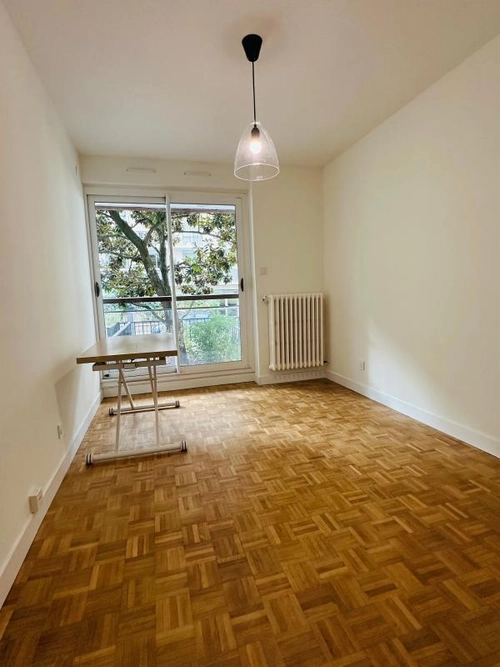 Image d'un studio 18 m² à 1040€ à boulogne-billancourt (92100)