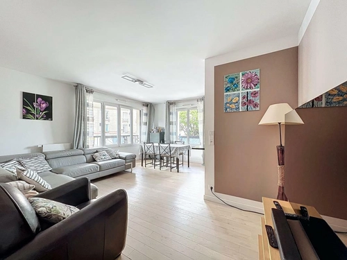 Image d'un appartement 4 pièces 84 m² à 650000€ à suresnes (92150)
