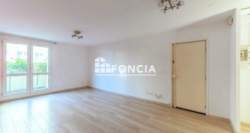 Image d'un appartement 3 pièces 64 m² à 259000€ à noisiel (77186)